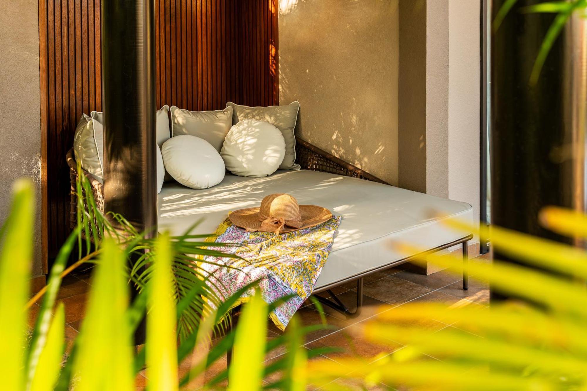 Palm Hotel & Spa Petite Île Εξωτερικό φωτογραφία